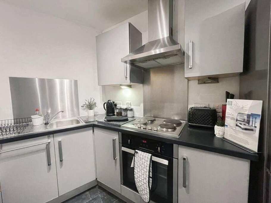 Cityfront Modern Apt Near City Centre/Etihad, Free Parking Manchester Exterior photo