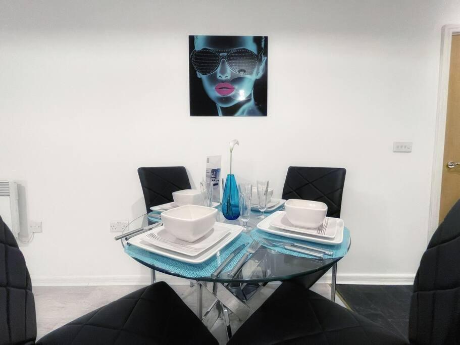 Cityfront Modern Apt Near City Centre/Etihad, Free Parking Manchester Exterior photo